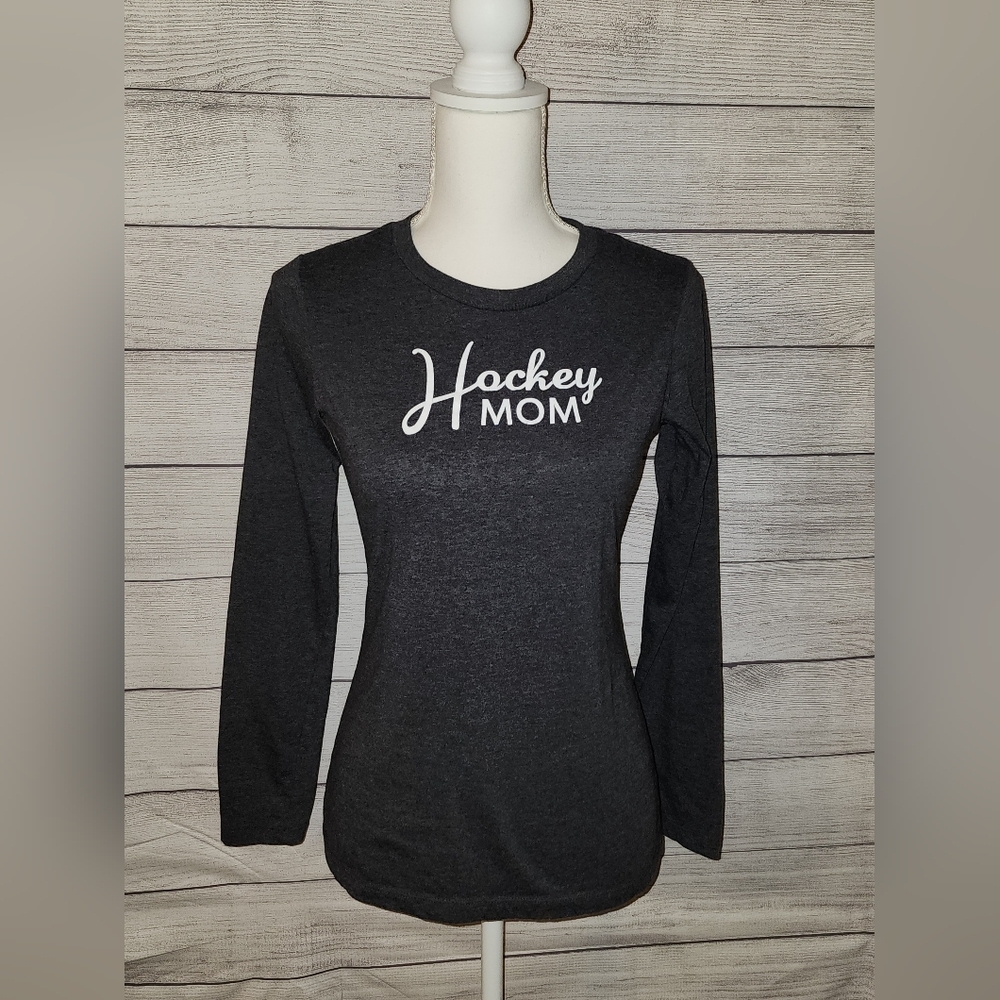Bella Canvas "Hockey Mom" Gray Long Sleeve Top Size